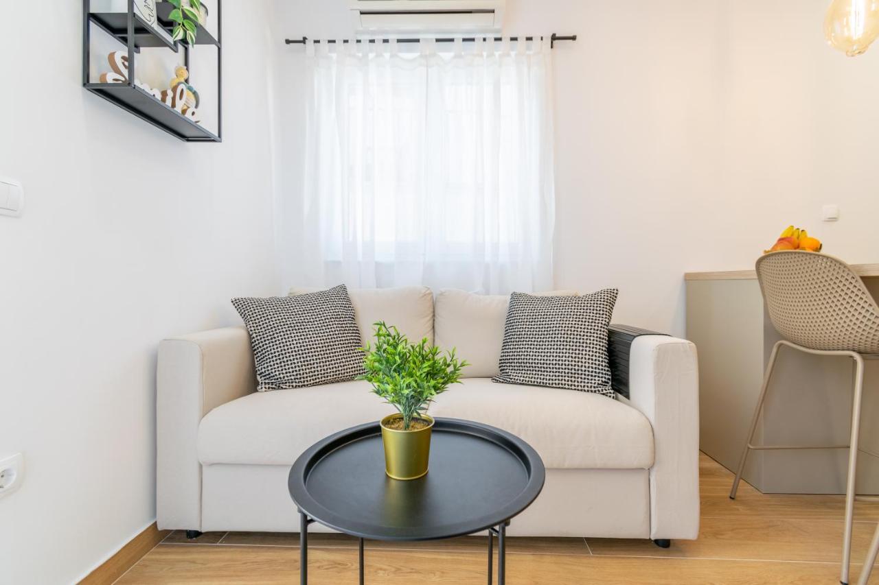 מאקרסקה Apartmani Zora מראה חיצוני תמונה