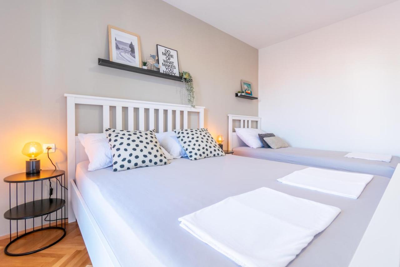 מאקרסקה Apartmani Zora מראה חיצוני תמונה